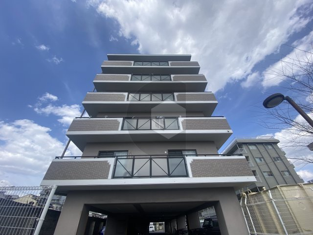 ロイヤルヴィラ東大阪の外観