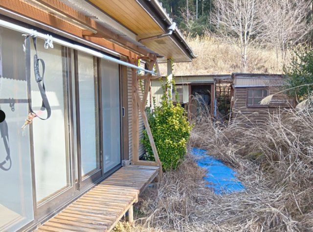 売土地　富士市大淵の外観|現況でのお引渡しになります。上物をそのまま使う事も出来ます。