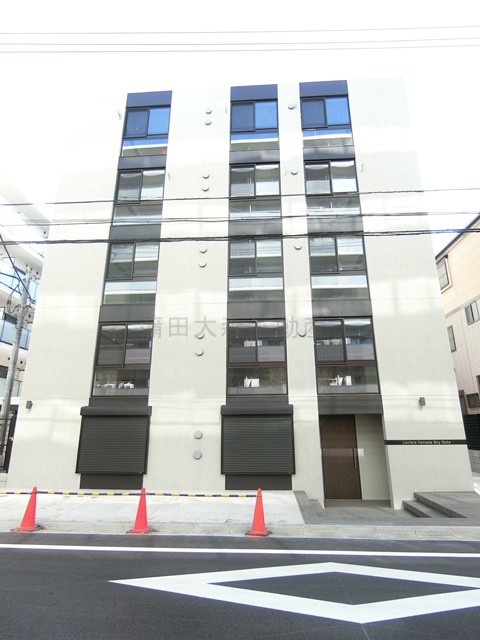 ラヴィエール羽田スカイゲートの外観|2025年11月築　RC鉄筋コンクリート造地上5階建て総戸数14戸
東京都大田区東糀谷4丁目　京急空港線大鳥居駅徒歩8分