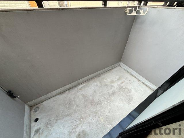 ハイツ西田のバルコニー