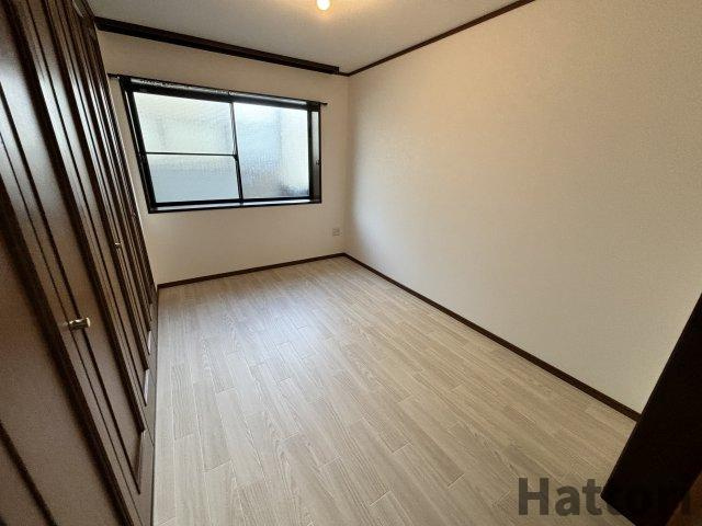 ハイツ西田の居間・リビング