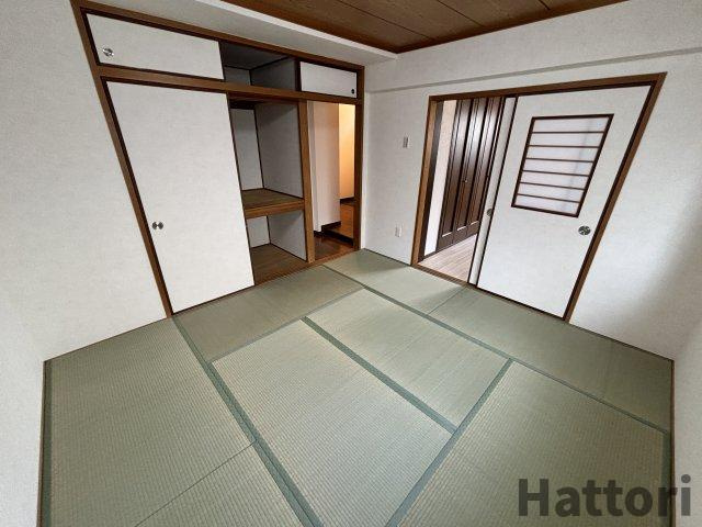 ハイツ西田の和室