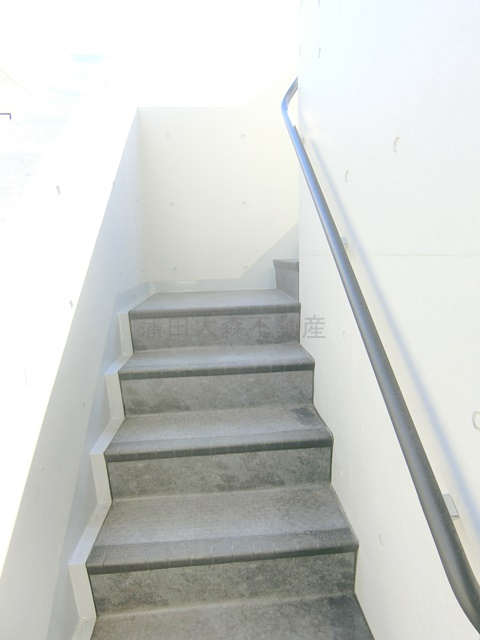 ラヴィエール羽田スカイゲートのその他共用部分|階段