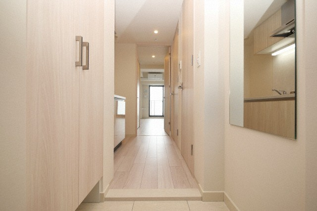 レジュールアッシュアーバンイールの玄関