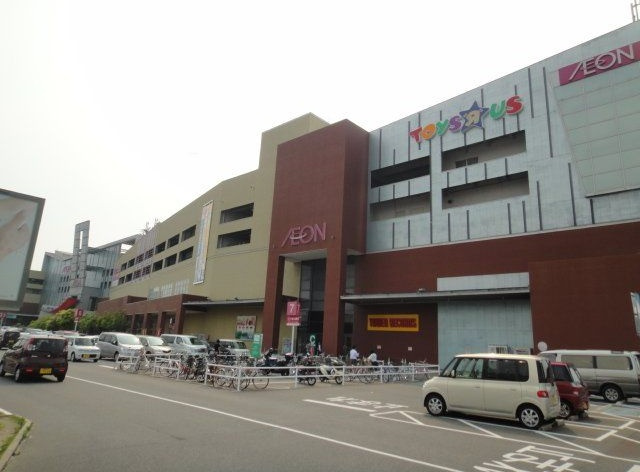 福岡市東区松香台１丁目のアパートの周辺