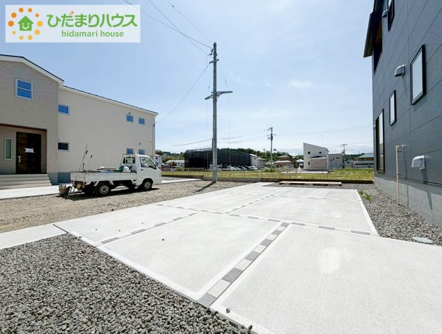 いわき市平南白土２期　新築戸建　1号棟の駐車場|マイホームなら駐車場代がかかりません。しかも、自宅の駐車場で洗車が出来ます！今までコイン洗車に行っていた手間も省けて、節約にも繋がります(^^♪