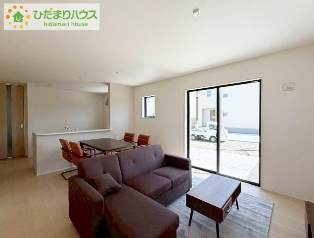 いわき市平南白土２期　新築戸建　1号棟の居間・リビング|お子様が元気に遊べる広々としたリビングです。