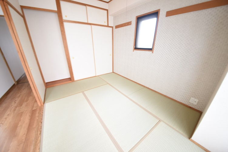呉三条1丁目分譲賃貸マンションの和室
