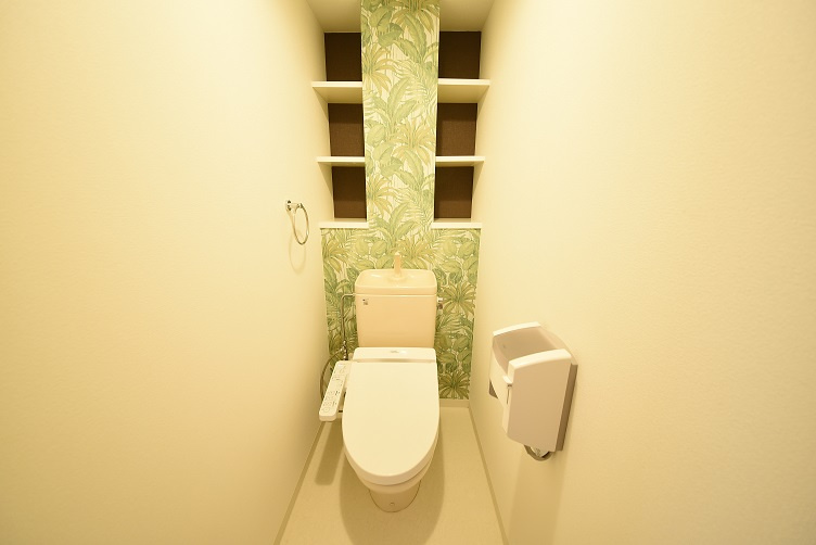 呉三条1丁目分譲賃貸マンションのトイレ
