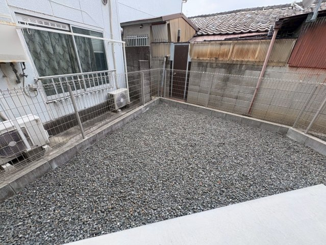 セレナヴィラ小阪Wの庭