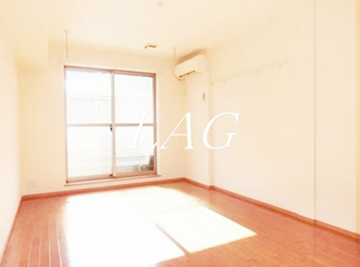 【居間・リビング】 | ウーノルミノーゾ | 洋室のお部屋です。