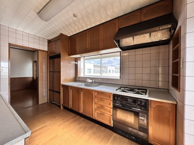 【キッチン】 | 築地町　事業用物件