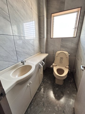 【トイレ】 | 築地町　事業用物件