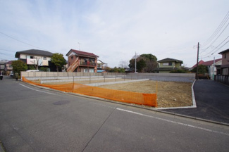 【前面道路含む現地写真】 | 【仲介手数料無料！！】稲城市東長沼　建築条件なし売地（全3区画）1区画　5350万円