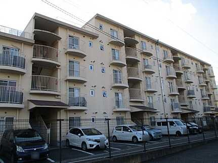 エメラルドマンション五日市の外観