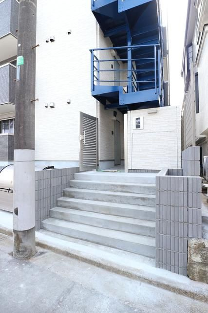 ノルデスタ小竹のエントランス