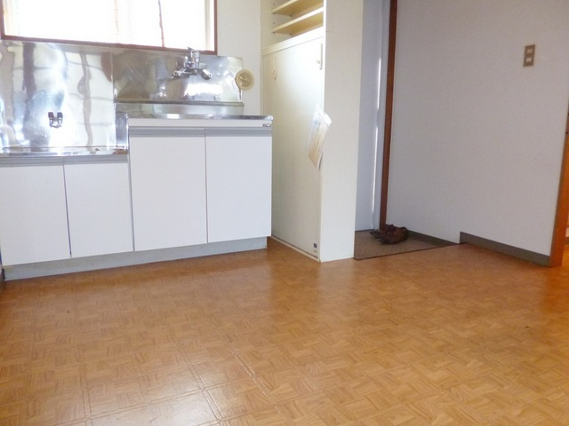 ハイムジョイフルのキッチン|ゆとりのキッチンスペース。