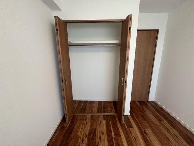 東急ドエル・ビアス市が尾の収納