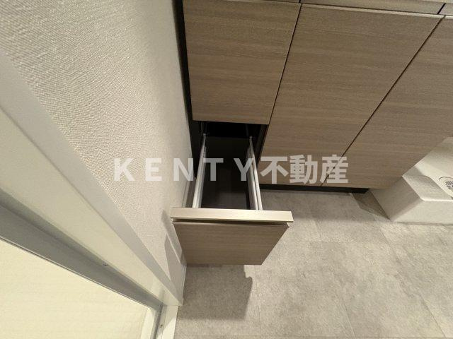 【収納】 | プラネソシエプラス旗の台 | たっぷりとした収納スペースです