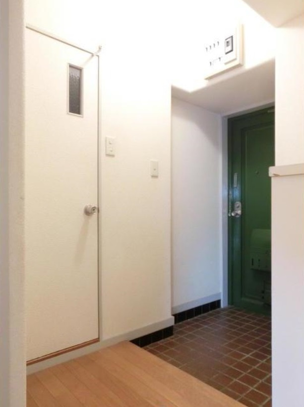 メゾン・ムラセの玄関