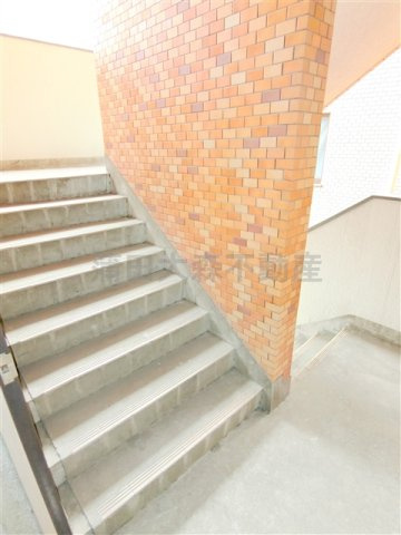 メゾン・ムラセのその他共用部分|共用階段