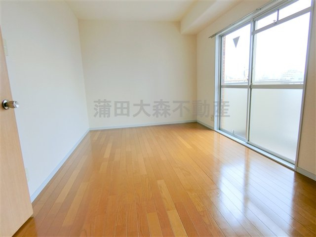 メゾン・ムラセの内装|洋室6帖