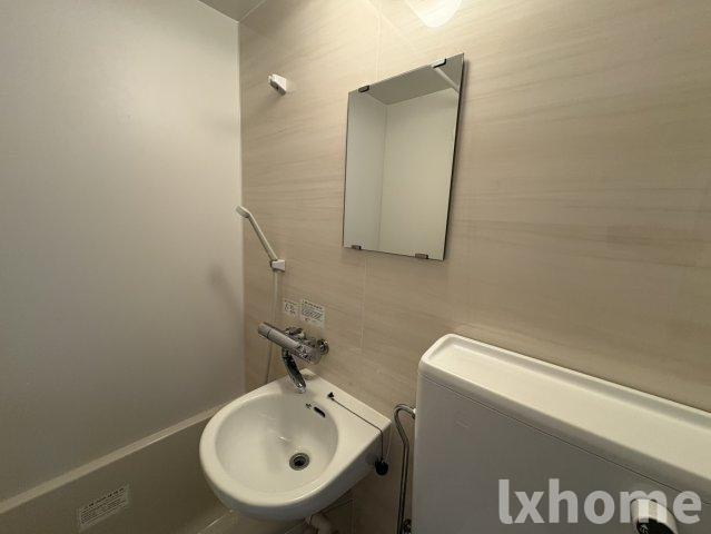 ネオパレス浅川2号館の洗面所