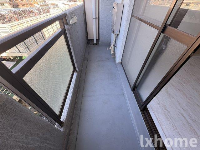 ネオパレス浅川2号館のバルコニー