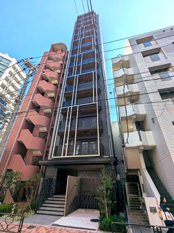 THE LIONS forsia文京湯島の外観