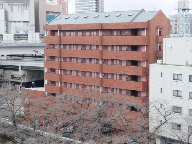 多摩市鶴牧1丁目のマンションの画像