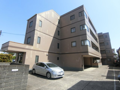 【外観】 | フォレストフィールド | 振分の広々ファミリータイプ☆
敷地内駐車場有☆