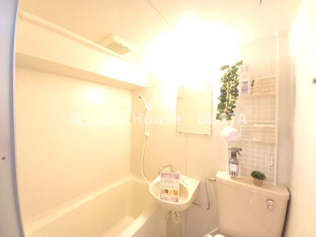 サンクラッソ阪急六甲駅前EASTの浴室