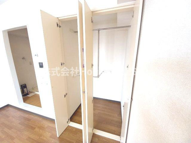 サンクラッソ阪急六甲駅前EASTの収納