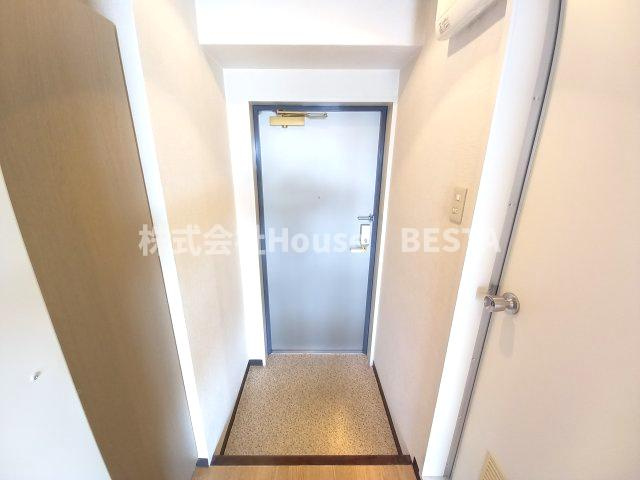 サンクラッソ阪急六甲駅前EASTの玄関