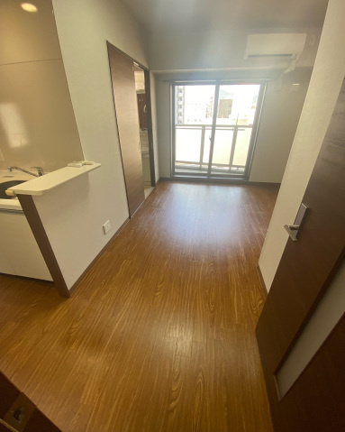 トーソク猿猴橋ビルの居間・リビング