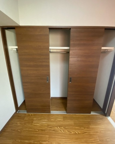 トーソク猿猴橋ビルの収納