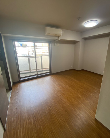 トーソク猿猴橋ビルの居間・リビング