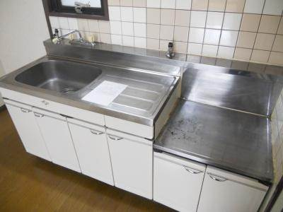 フォレステージ大宮のキッチン|２口ガスコンロ設置可