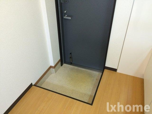 奥野マンションの玄関