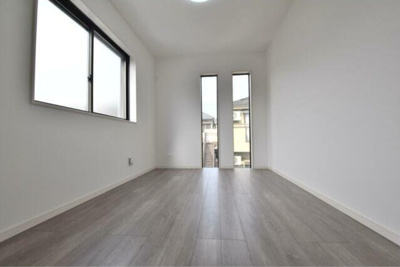 【洋室】 | 笹塚３丁目～「笹塚」駅８分・LDK２１帖で広々とした開放感～