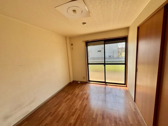 ディア　エスタシオンの洋室