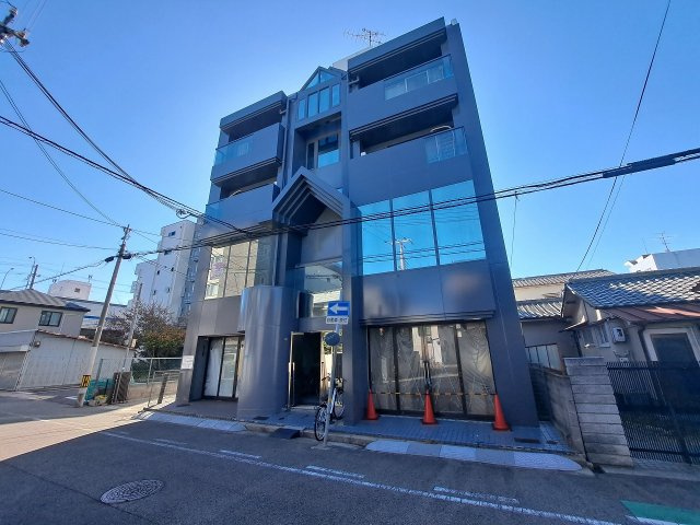 テクノコート久寿川の外観