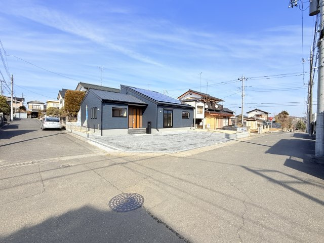 第1石岡市茨城　新築戸建の前面道路含む現地写真|実際に現地で周辺環境や街並み、近隣のスーパーや通学路の安全性、病院、公園・・・など生活のイメージをご確認ください！