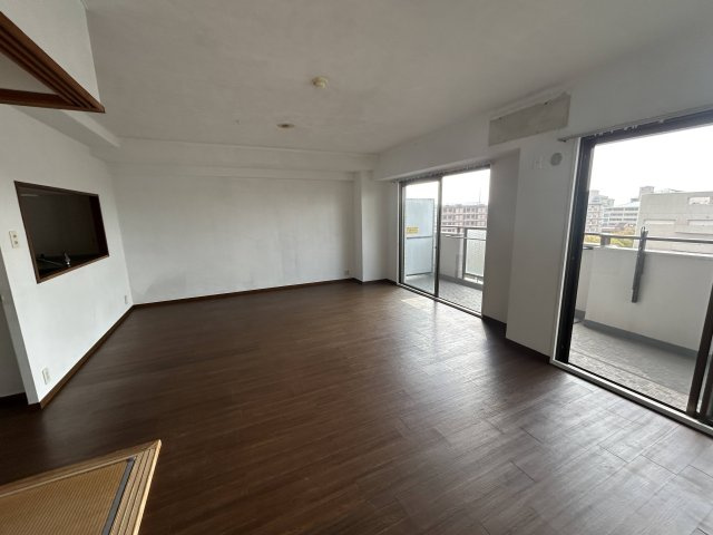 ジークレフ武庫川公園　7階の居間・リビング