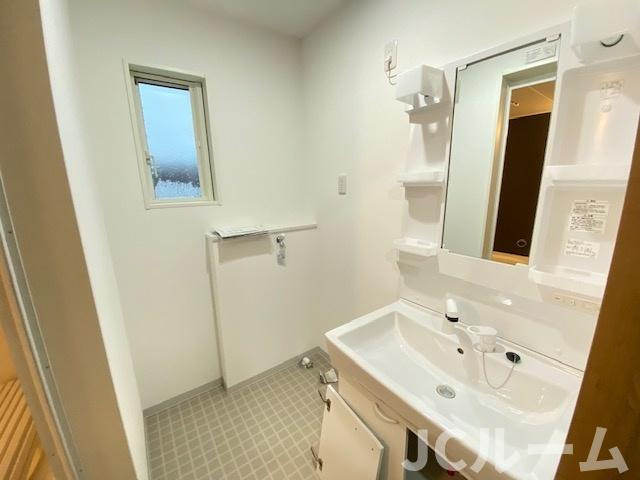 ヒルズソレイユの洗面所