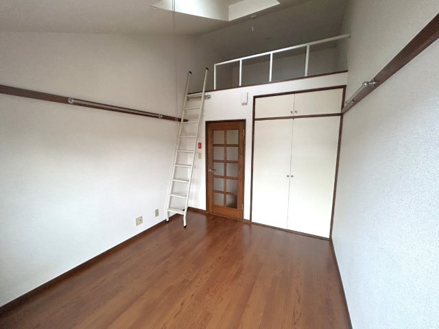 ソユーズの洋室