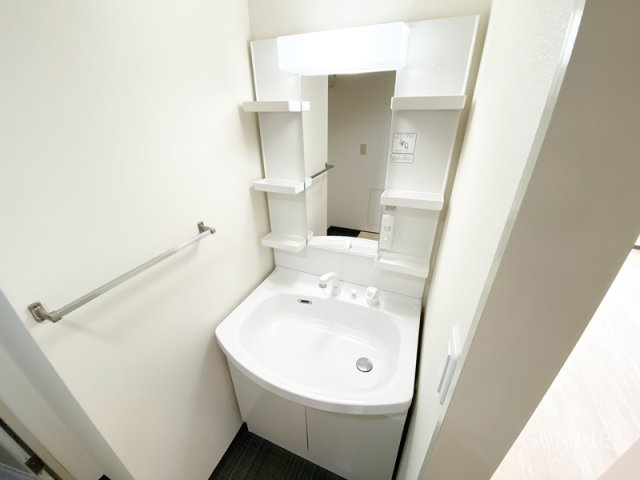 ファーストシティ大宮の洗面所|人気の独立洗面台！