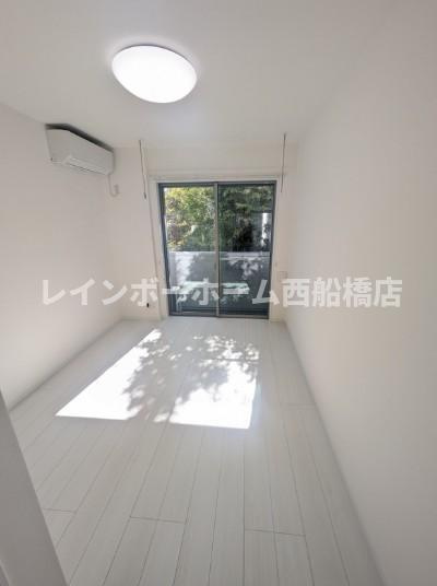 市川市八幡５丁目のアパート