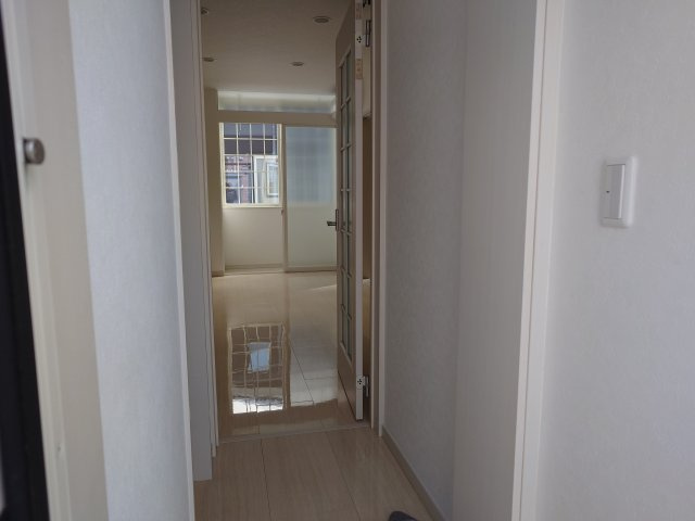 GREEN GABLES Aの玄関