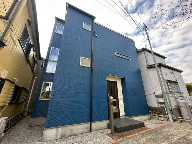 川口辻古川貸家の外観
